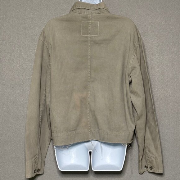 Levi’s Signature Women’s Trucker Jean Jacket Size Medium Gray Wash Denim NWT - Picture 3 of 16